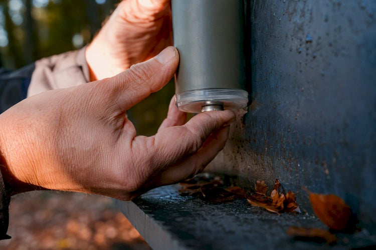 Geocaching: Petlingmagnet wetterfest befestigen mit Neodym - CacheWerk