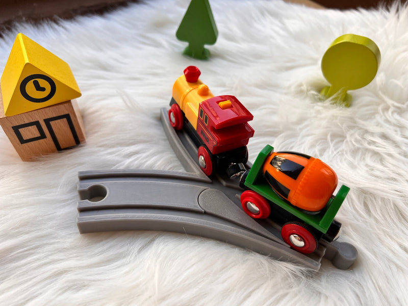 Load image into Gallery viewer, Bewegliche Weiche für Brio &amp; IKEA Lillabo – Stellbare Holzeisenbahn - Erweiterung | Nachhaltig &amp; kompatibel - CacheWerk
