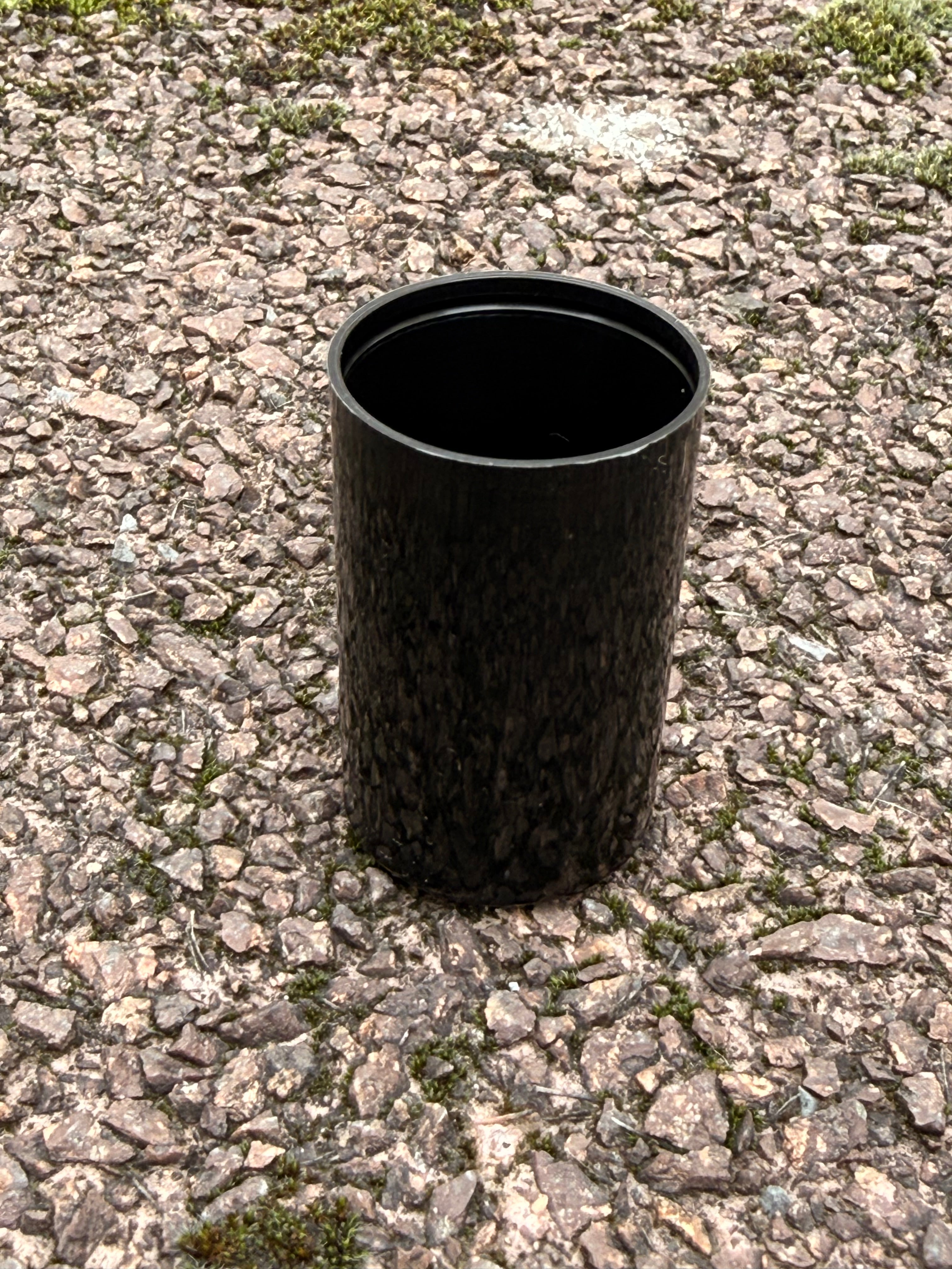 Geocaching Filmdose 32×48 mm – Wasserdichtes Versteck mit Deckel | Schwarz & robust