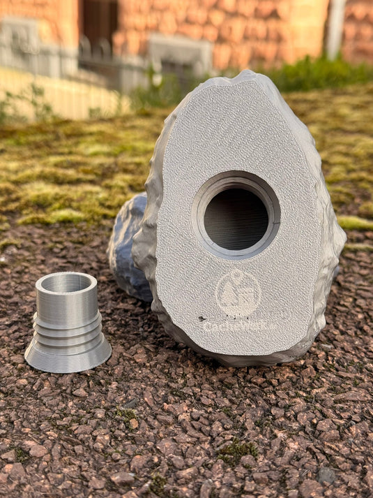 Steinatrappe – 3D - gedruckt in Grau mit Logbuchfach - CacheWerk