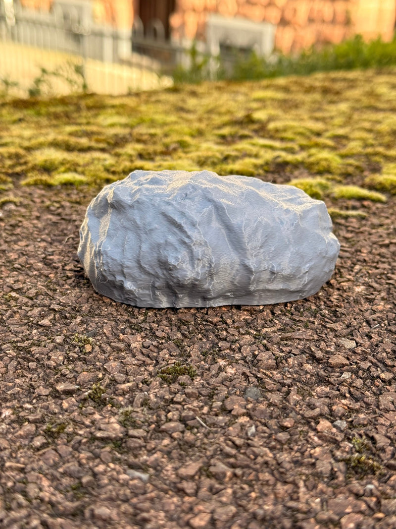 Laden Sie das Bild in Galerie -Viewer, Steinatrappe – 3D - gedruckt in Grau mit Logbuchfach - CacheWerk
