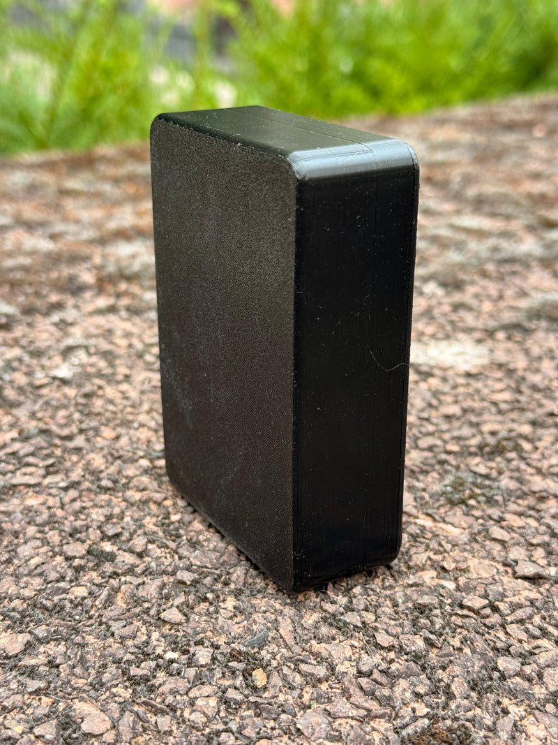 Chargez l'image dans la visionneuse de la galerie, GameBox für Wizard – robuste Reisebox für Spielkarten von CacheWerk

