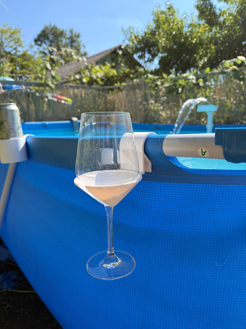 Chargez l'image dans la visionneuse de la galerie, AquaWerk WineHold – Sicherer Weinglashalter für Bestway &amp; Intex Pools
