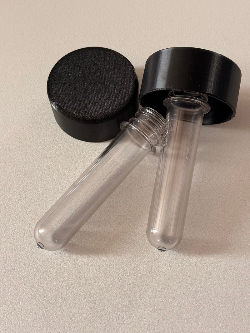 Laden Sie das Bild in Galerie -Viewer, Bundle 2x Geocaching Pfostenkappe 60mm – Getarntes Versteck mit PETlingen | Wetterfest &amp; unauffällig
