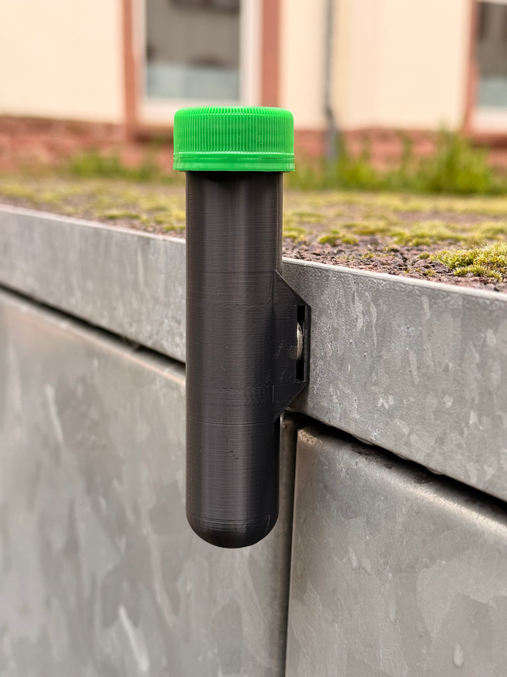 Geocaching PETling mit Magnethalter – Tarn- & Signalfarben | CacheWerk