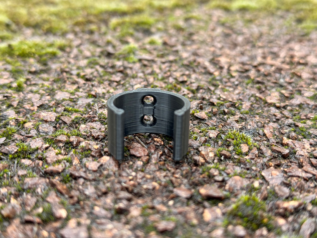 PETling-Halter Nr. 1 – für sichere Über-Kopf-Montage - 4 Stück