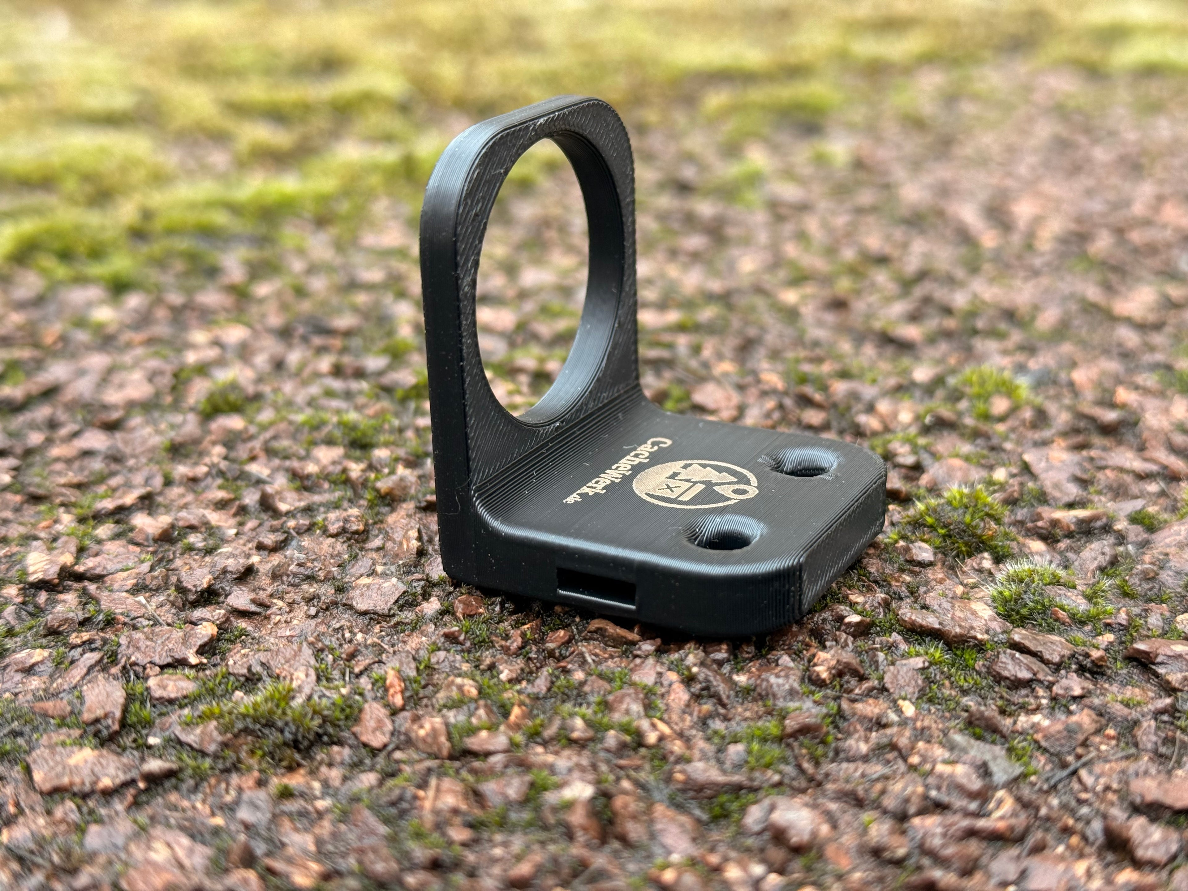 PETling-Halter Nr. 2 - zum Einhängen für gerade Montage - 2 Stück