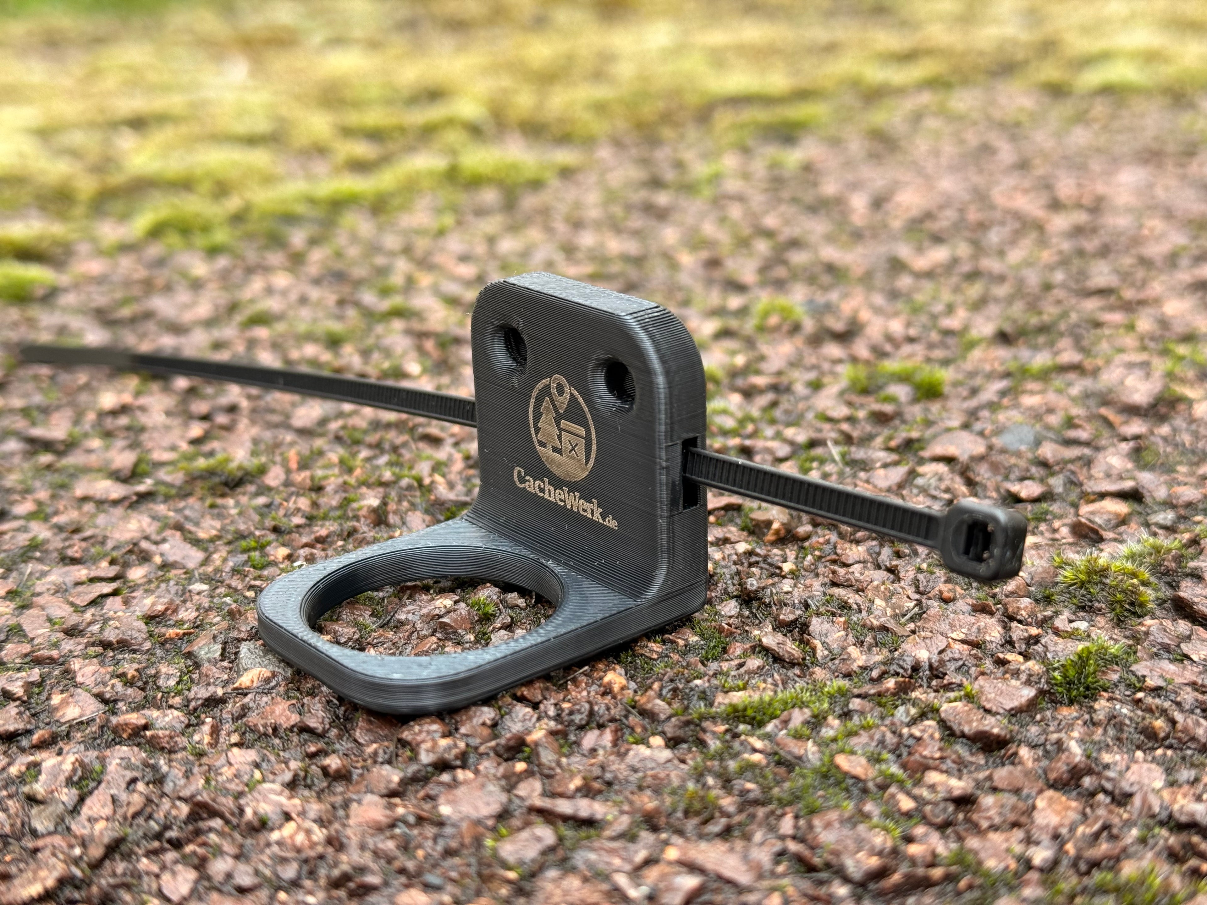 PETling-Halter Nr. 2 - zum Einhängen für gerade Montage - 2 Stück