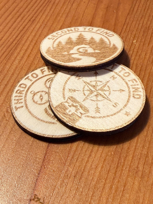 Geocaching FTF‑Münzen aus Holz – First, Second & Third to Find | Optional mit Gravur | CacheWerk - CacheWerk