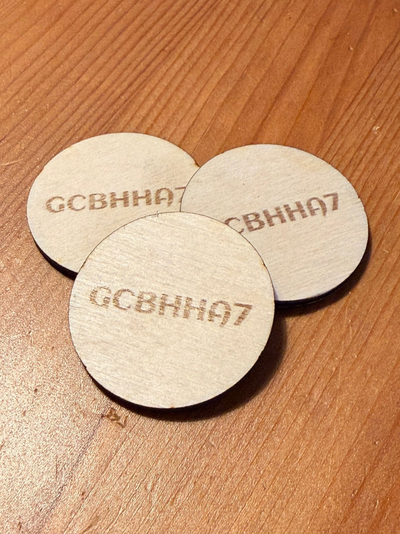 Load image into Gallery viewer, Geocaching FTF‑Münzen aus Holz – First, Second &amp; Third to Find | Optional mit Gravur | CacheWerk - CacheWerk
