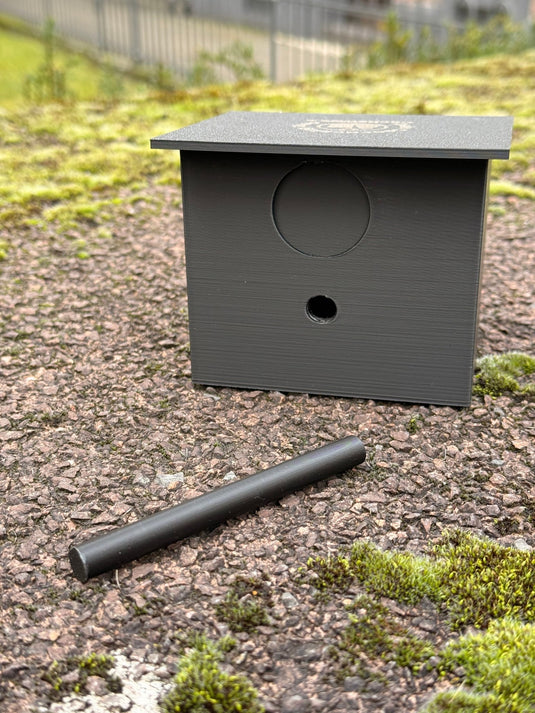Geocaching Vogelhaus‑Versteck – Fake Birdhouse mit getarntem Mechanismus zum Öffnen & optionaler Cache‑Box | CacheWerk - CacheWerk