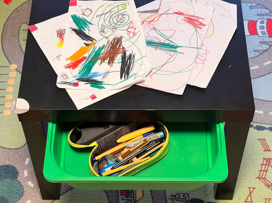 Halterung Ikea Trofast Kisten unter Tischen, toller Ikea Hack, passt auch an Regalböden, perfekt für den Lack Tisch, inklusive Schrauben