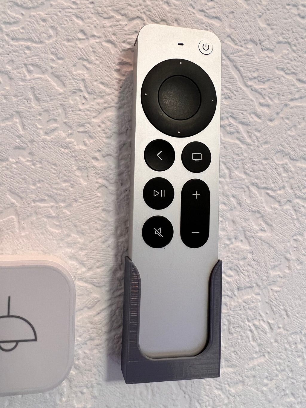 Apple TV Wandhalterung für Fernbedienung, passend für Apple TV ab 3. Generation und AppleTV 4K, inklusive Schraube