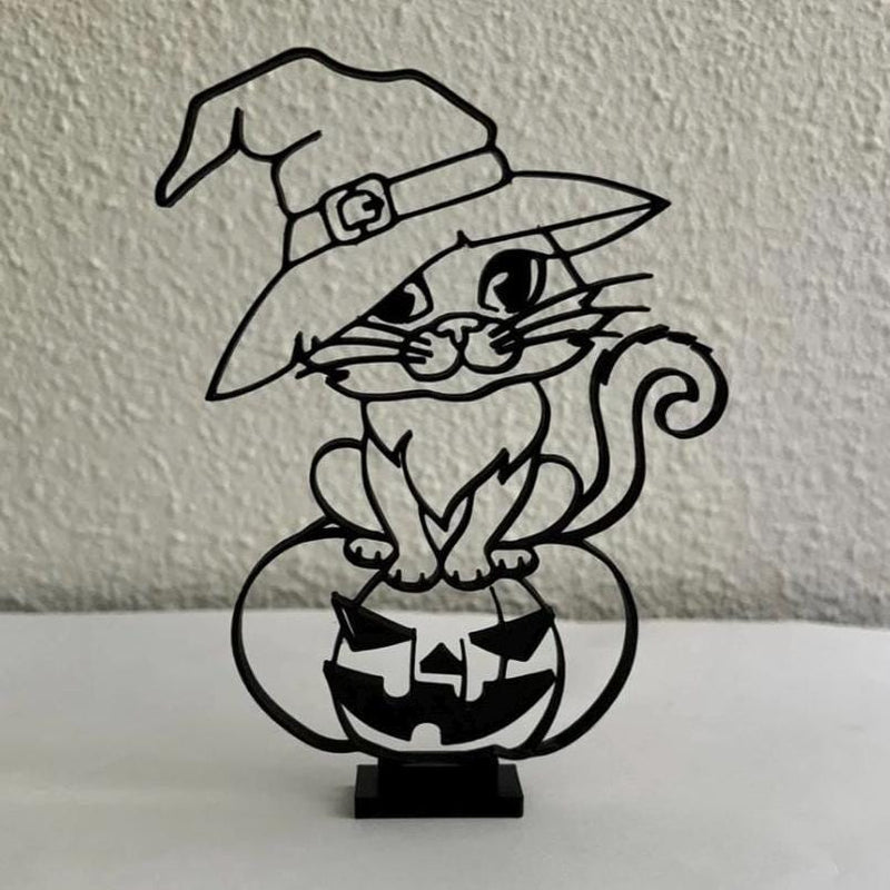 Load image into Gallery viewer, Halloween Katze mit Hut auf Kürbis – Deko zum Stellen oder Hängen - CacheWerk
