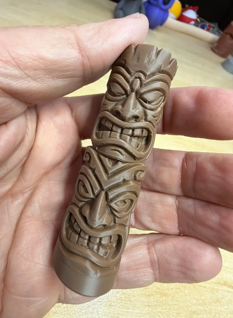 Laden Sie das Bild in Galerie -Viewer, Geocaching-Versteck Tiki-Totem – Spezialcache mit Schraubboden - CacheWerk
